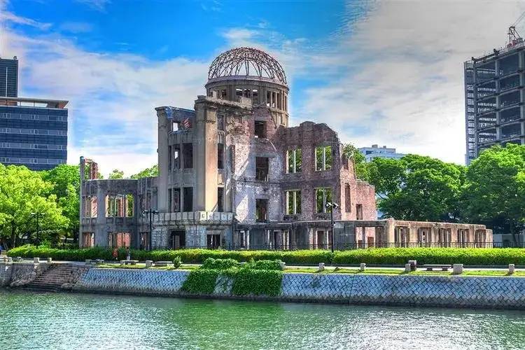 被原子弹轰炸后100年不能住人，为何广岛、长崎现在住那么多人？
